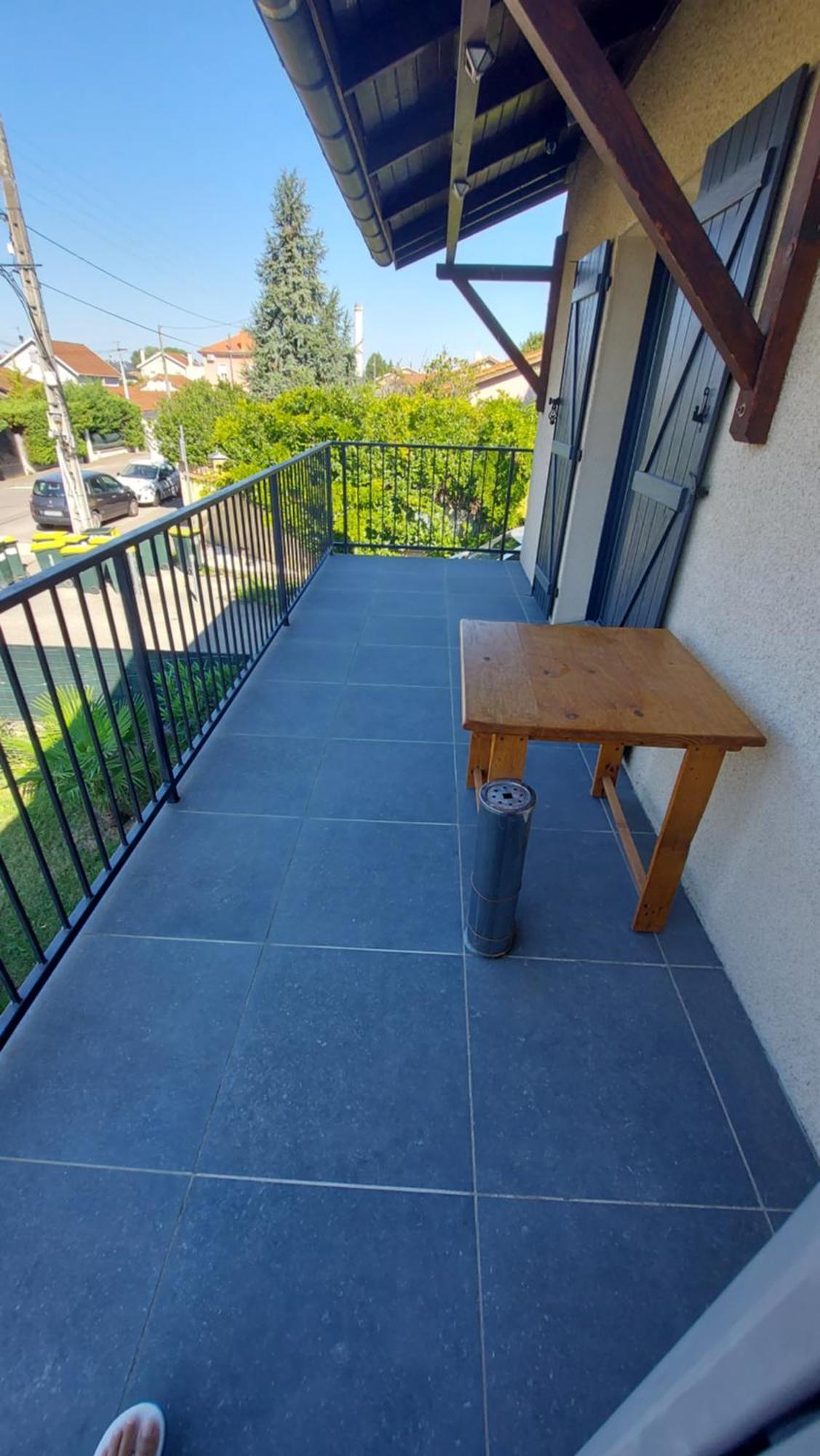 K&N - Maison A Partager Avec D'Autres Voyageurs - Chambre Privee - Jardin - Balcon Vaulx-en-Velin Dış mekan fotoğraf